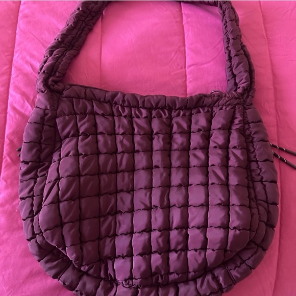 Urban Expressions Quilted Maroon Shoulder Bag - Picture 2 of 4